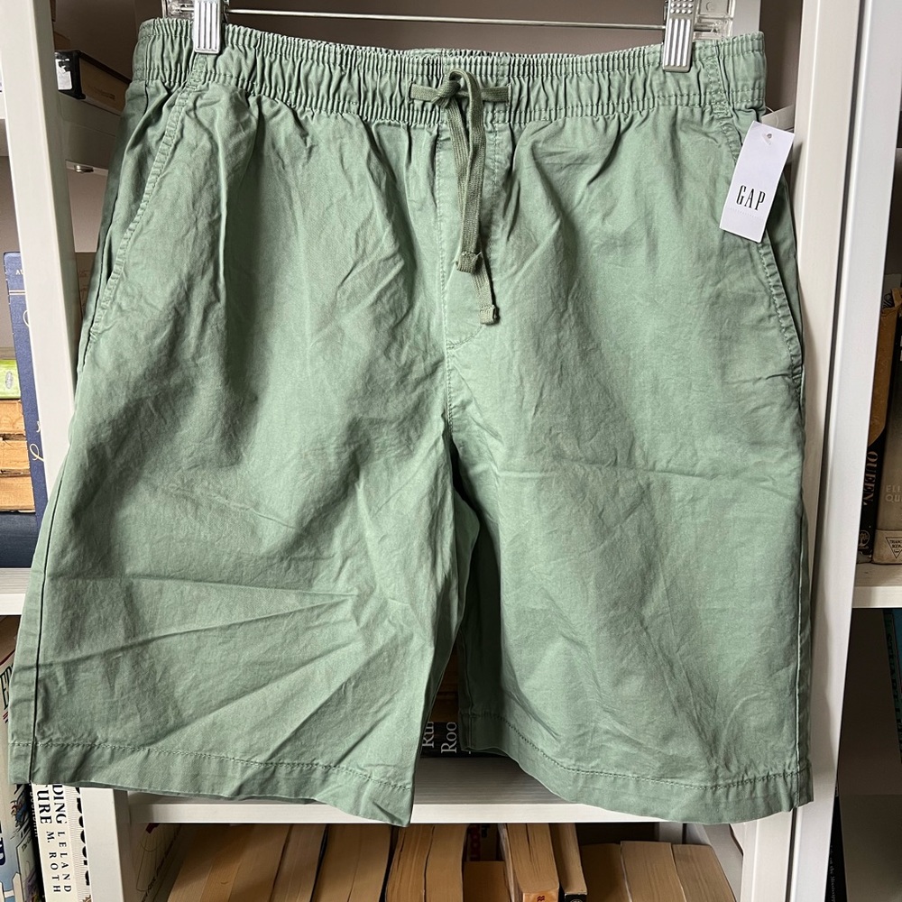 NWT GAP shorts